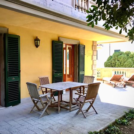 Appartamenti Fronte Mare Castiglioncello Habitación foto