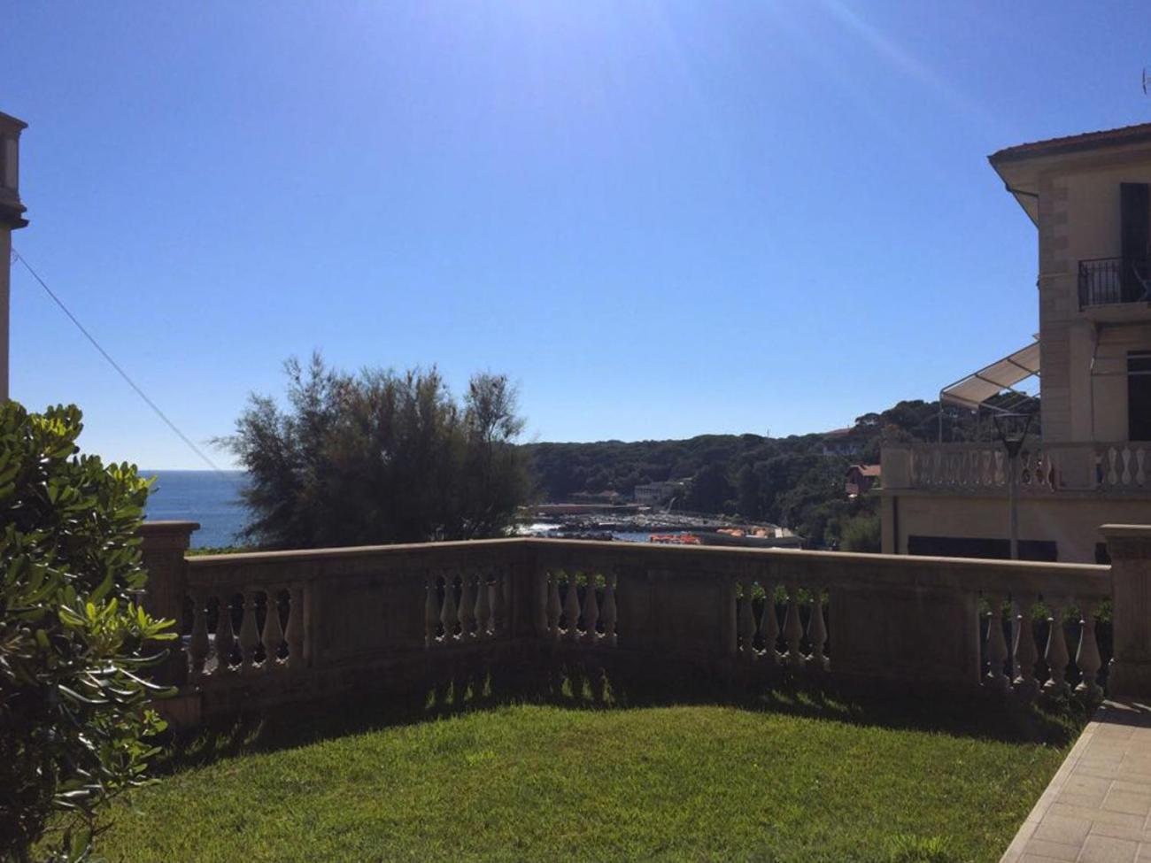 Appartamenti Fronte Mare Castiglioncello Habitación foto