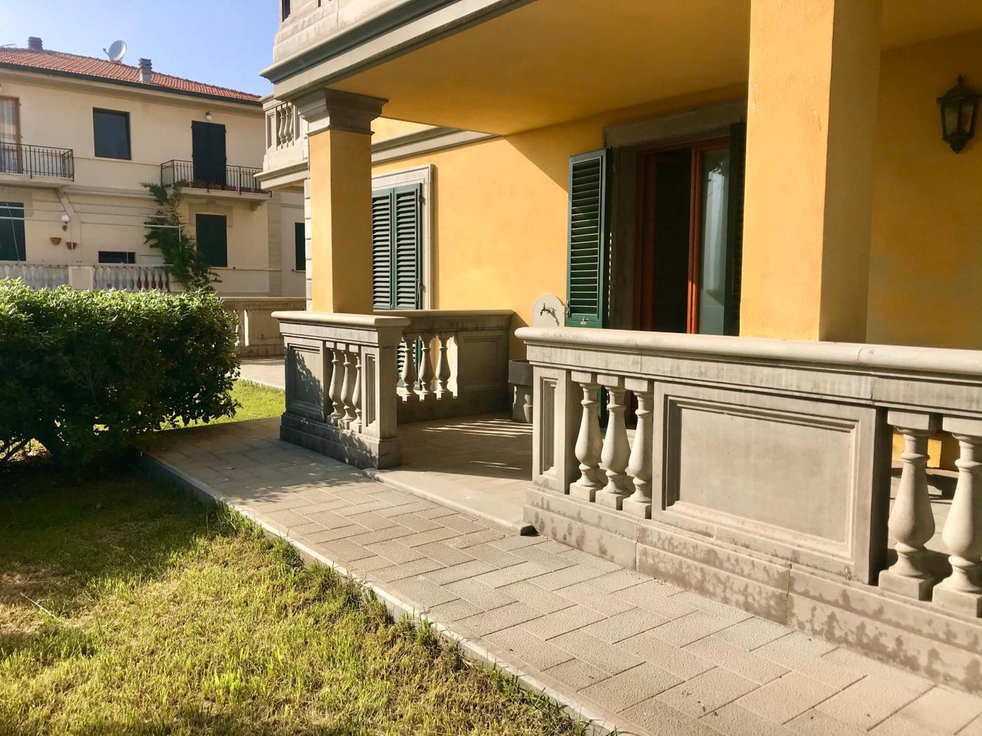 Appartamenti Fronte Mare Castiglioncello Habitación foto